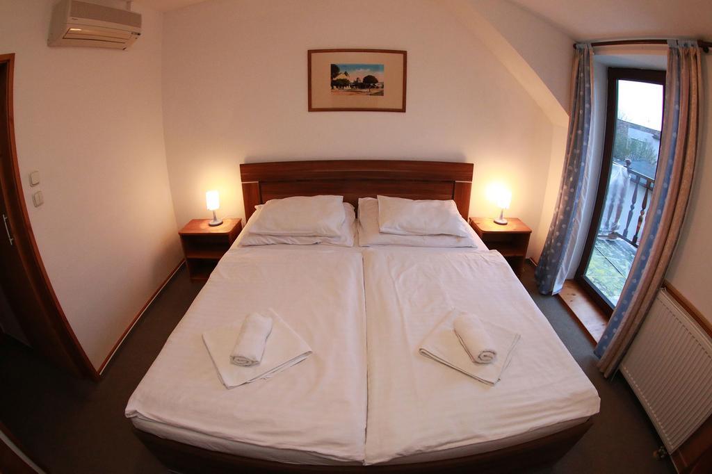 Hotel St.Florian Štúrovo Dış mekan fotoğraf